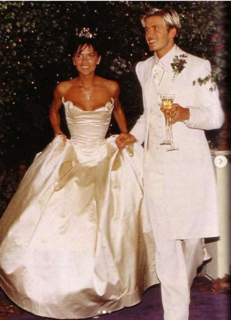 Victoria Beckham e il vestito di nozze con corpetto