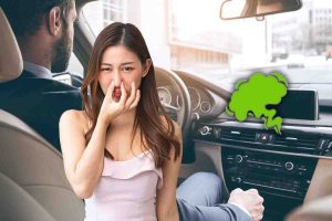 esiste un modo per eliminare i cattivi odori dall'auto