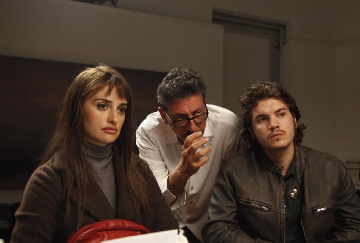 Sergio Castellitto con Penelope Cruz e Emile Hirsch sul set di Venuto al Mondo